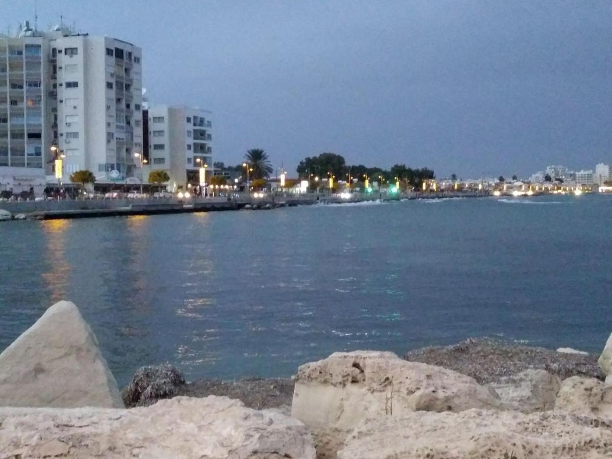 Must Stay - Sea & Salt Lake Panoramic View Apt Larnaca Exterior foto