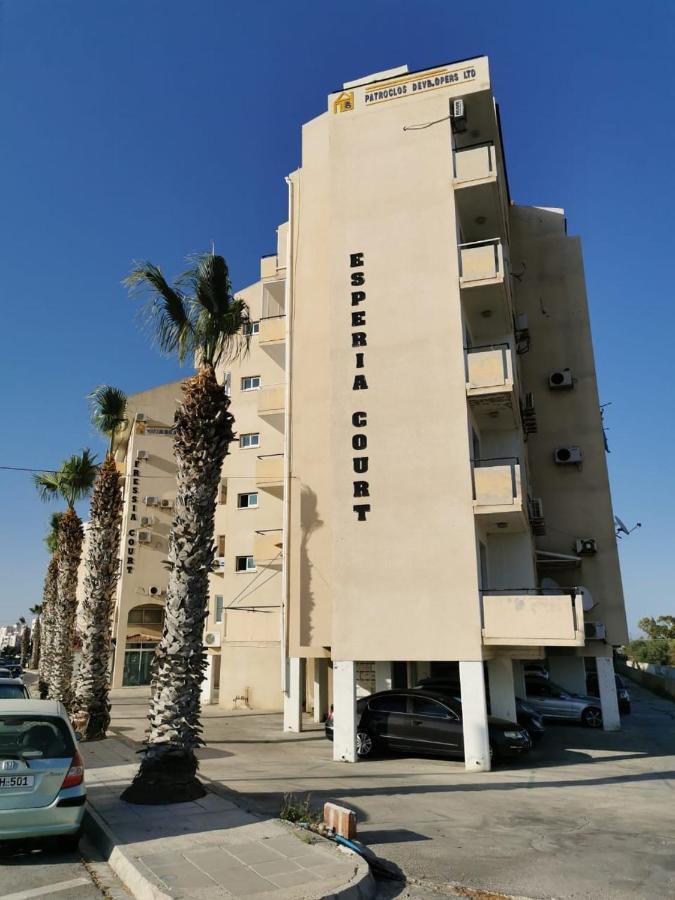 Must Stay - Sea & Salt Lake Panoramic View Apt Larnaca Exterior foto